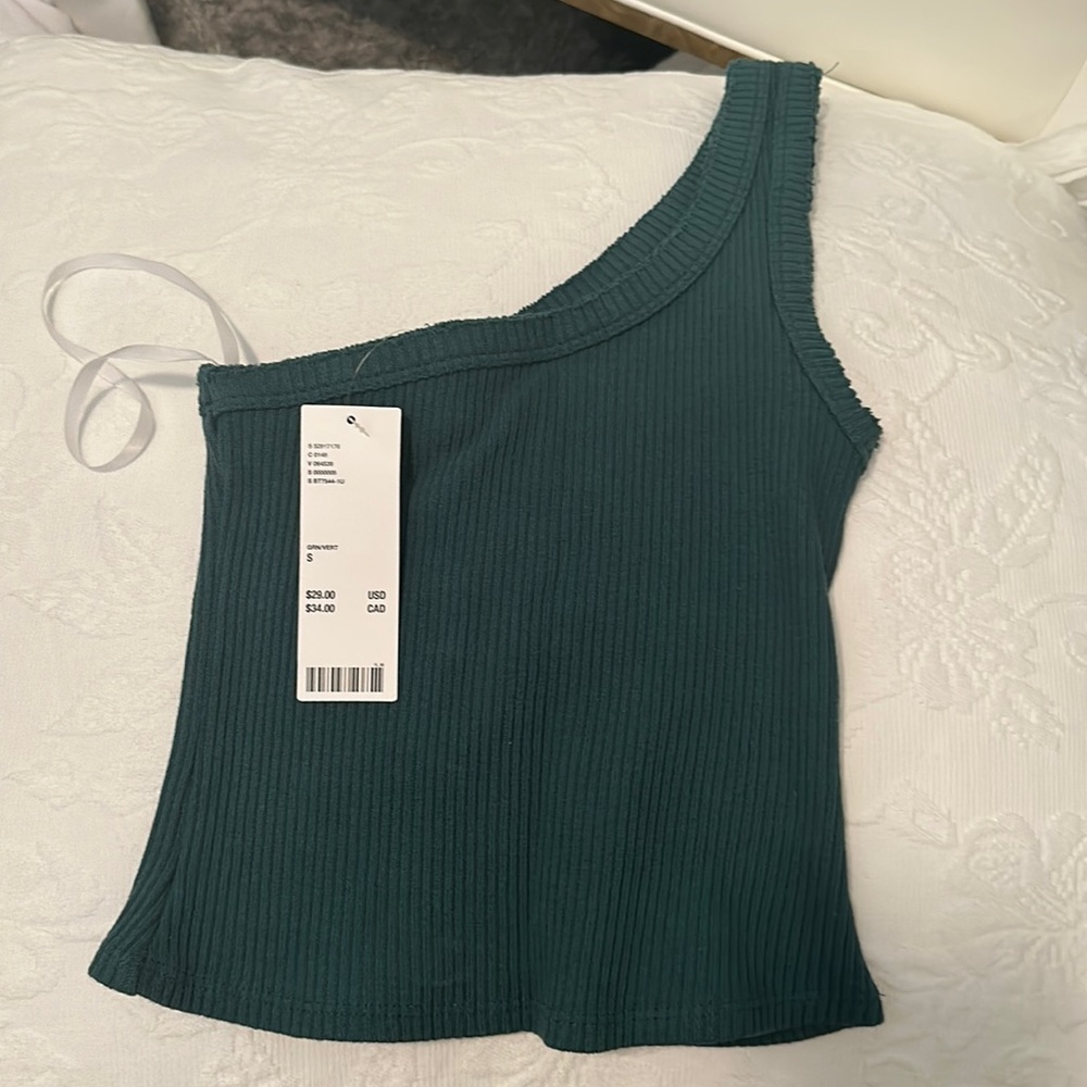 Urban outfitters crop top
